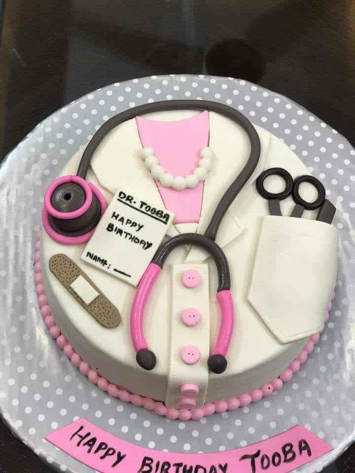 Buy delicious doctor kit cake at the affordable prices